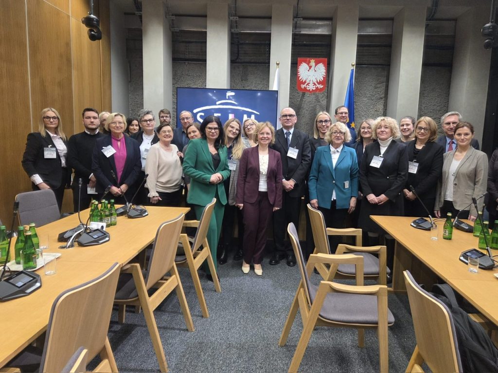 25 lutego 2026 r. przedstawiciele Instytut Gruźlicy i Chorób Płuc uczestniczyli w posiedzeniu Parlamentarnego Zespołu ds. Chorób Płuc w Sejm Rzeczypospolitej Polskiej